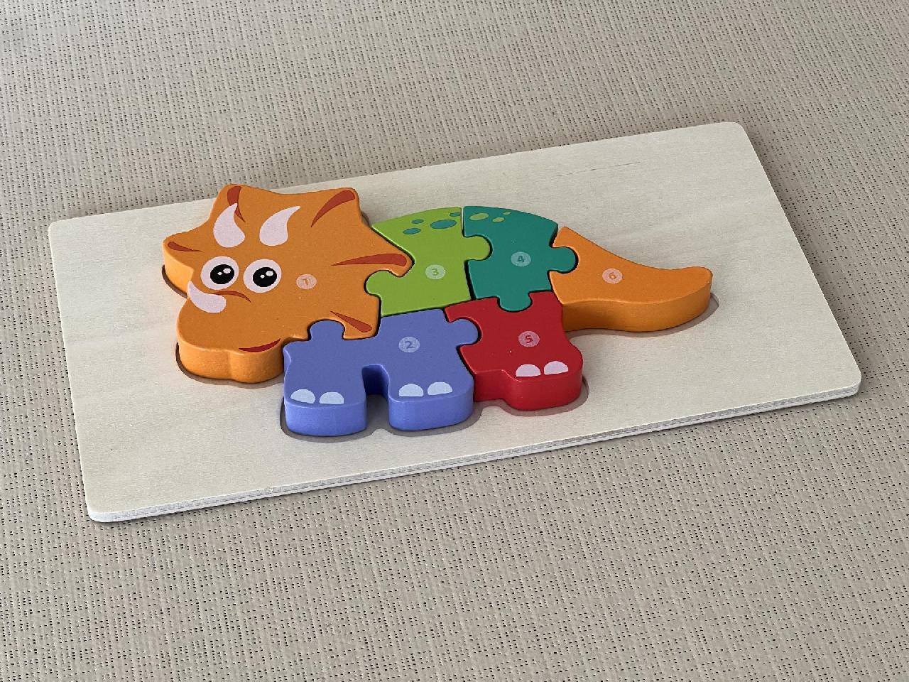 Dřevěné puzzle malý dinosaurus 1