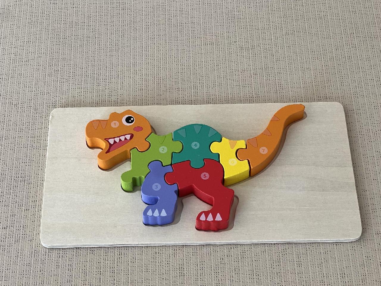 Dřevěné puzzle malý dinosaurus 4